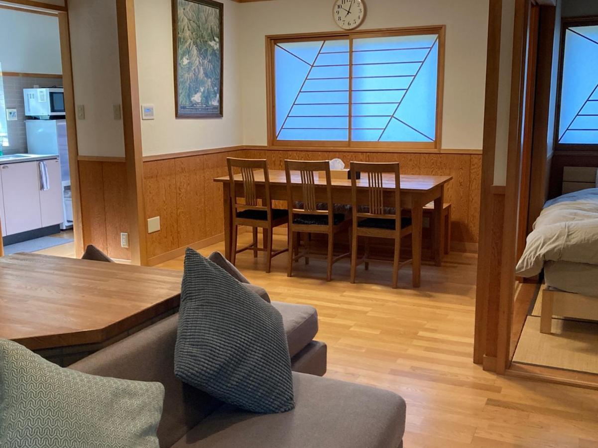 Shirokuma Lodge Hakuba Zewnętrze zdjęcie